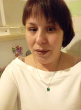 С медицинским образованием - Алексеенко Александра Анатольевна