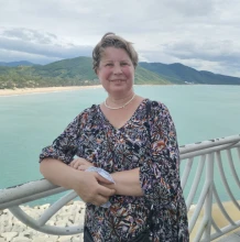 Больному с альцгеймером - Сахарова Светлана Ивановна